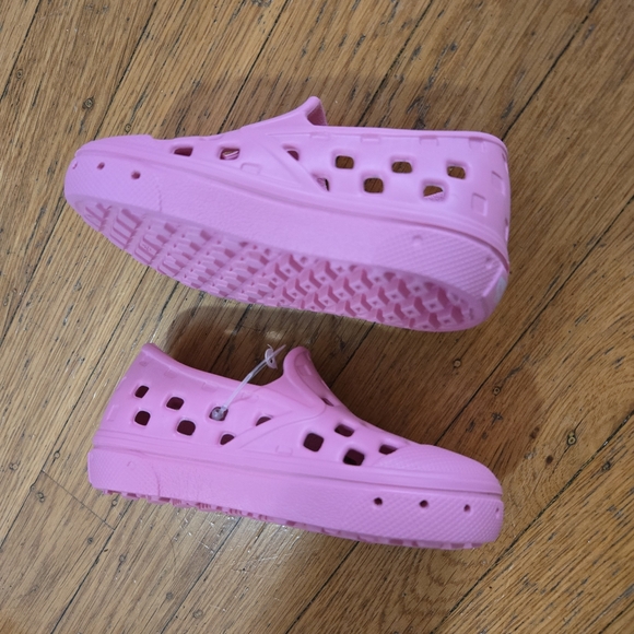 🆕️💦Vans Slip-on Shoes - Picture 6 of 7